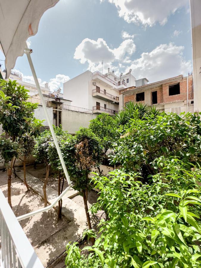 Metro Chic Haven: Modernized Urban Studio Near The Tram Athene Buitenkant foto