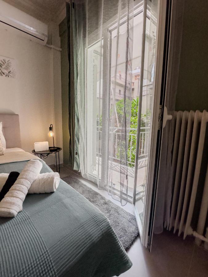 Metro Chic Haven: Modernized Urban Studio Near The Tram Athene Buitenkant foto